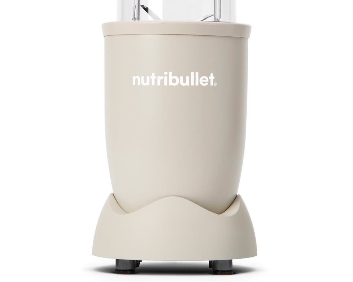 NutriBullet Pro 32 oz. 900 Watts Personal Blender - Coral